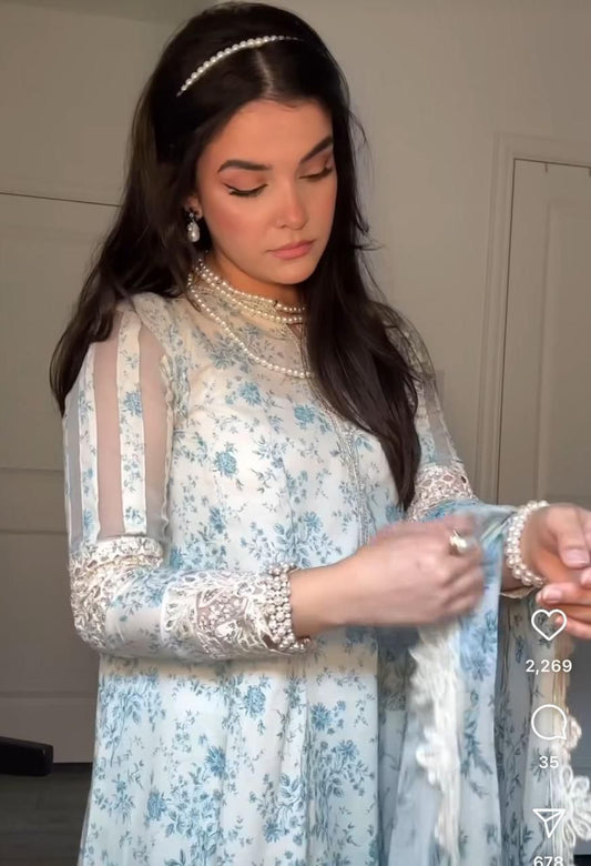 NAQSH  LAWN PRINTED EMBROIDERY DRESS 3 PIECE UNSTITCHED